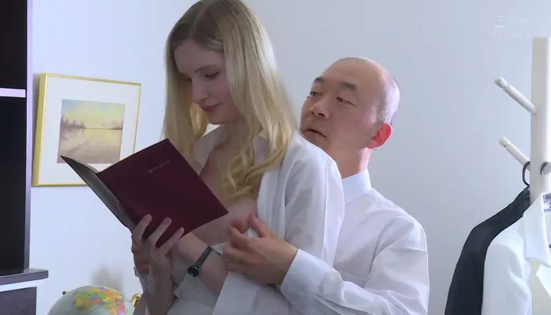 Bà xã chấp nhận làm em ghệ cho đối tác của Gã chồng để trả nợ